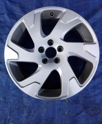 Volvo XC60 R18 alloy rim 