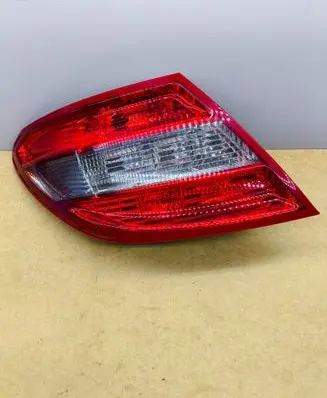 Mercedes-Benz C W204 Rear/tail lights 2048201964