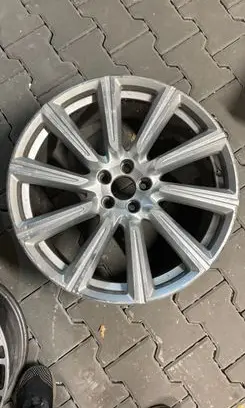 Volvo XC90 R20 alloy rim 31362277AB