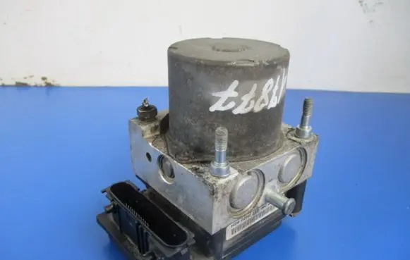 Nissan Primera ABS Pump 28221201214