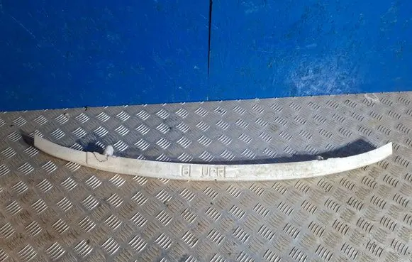 Front bumper foam support bar