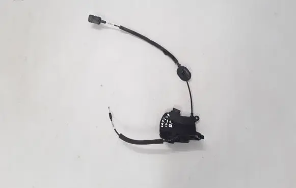 Renault Captur Front door lock 805024200R