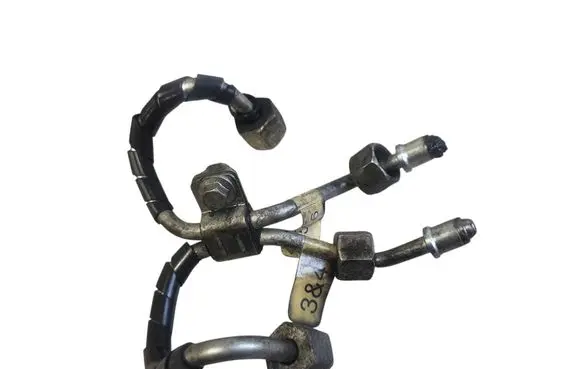 Jaguar XF X250 Fuel injector supply line/pipe 
