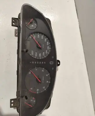 Subaru Legacy Speedometer (instrument cluster) NsL320L 0235002 1211550711202