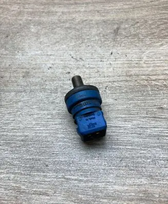 Audi A4 S4 B5 8D Coolant temperature sensor 078919501B