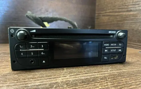 Renault Master III Radio/CD/DVD/GPS head unit 281159217R 0150147711