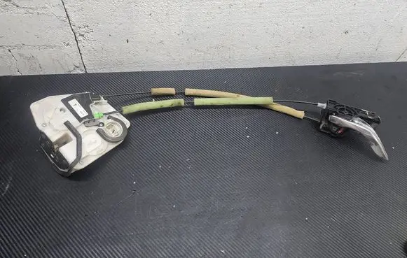 Mazda CX-5 II Front door lock T8314 H27R1 B0529