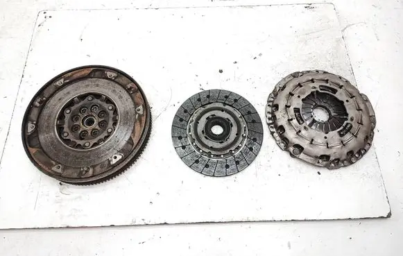 BMW 3 E90 E91 Clutch set kit 324063810 4580471