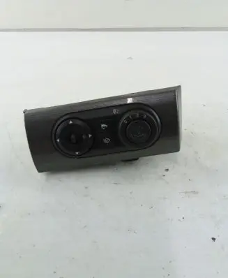 Chevrolet Captiva Light switch