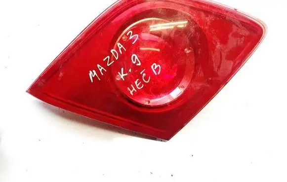 Mazda 3 I Tailgate rear/tail lights p2913 p2913l