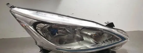 Nissan NV200 Headlight/headlamp 260604FA0A