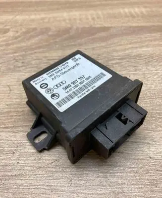 Volkswagen PASSAT B6 Light module LCM 5M0907357 5WK49172