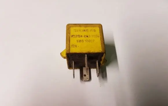 Land Rover Discovery Other relay YWB10027