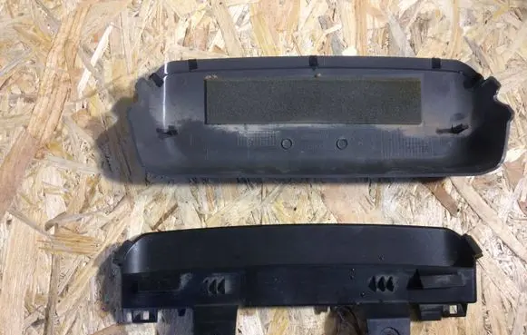 Volvo S40, V40 Third/center stoplight