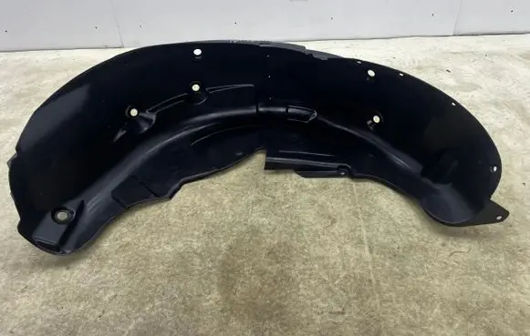 Hyundai Santa Fe Front wheel arch liner splash guards 2B000