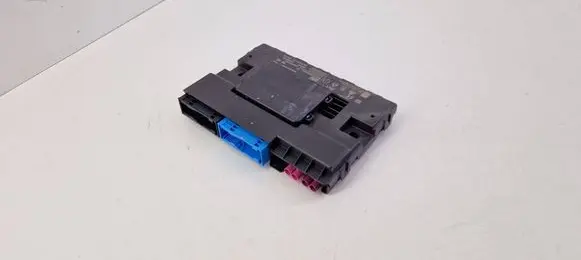 Audi A4 S4 B9 Gateway control module 8W5907468F 8W5907468E