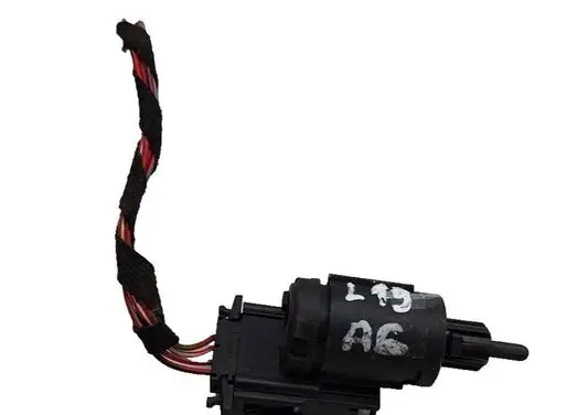 Audi A4 S4 B6 8E 8H Brake pedal sensor switch 3B0945511C