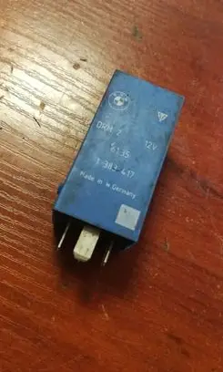 BMW 7 E38 Other relay 1383417