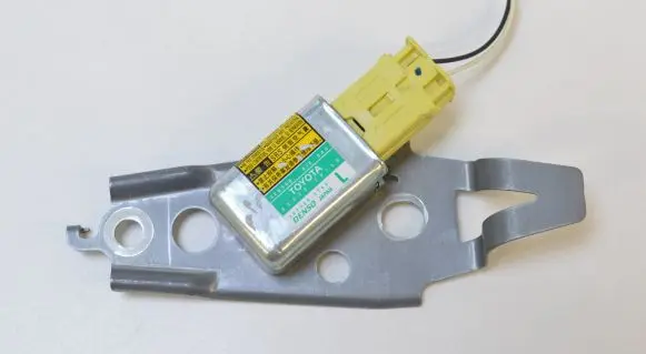 Lexus GS 300 350 430 450H Airbag deployment crash/impact sensor 8983030130 1879001762