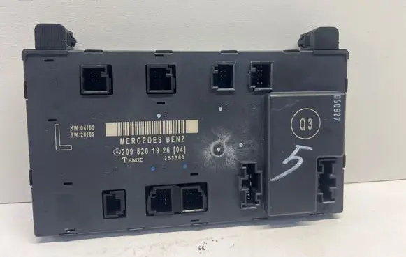 Mercedes-Benz CLK A209 C209 Door control unit/module 2098201926 353380