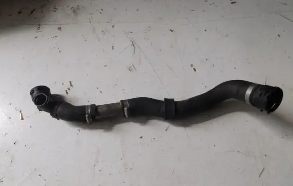 Skoda Octavia Mk2 (1Z) Engine coolant pipe/hose 1K0122051FE