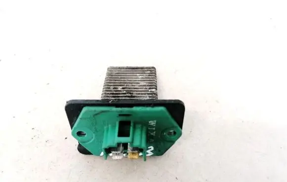 Hyundai Trajet Heater blower motor/fan resistor