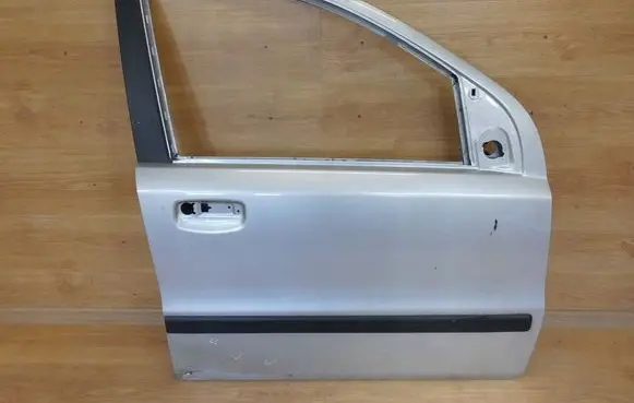 Fiat Panda II Front door