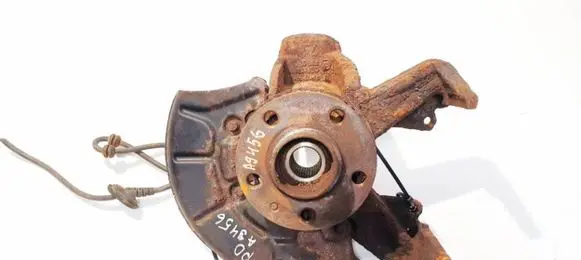 Skoda Octavia Mk1 (1U) Front wheel hub