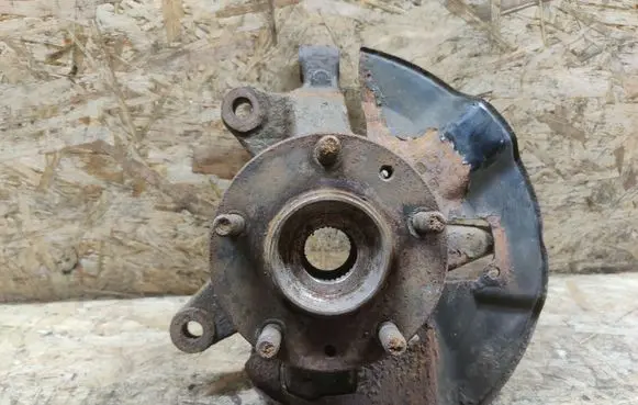 Ford Focus Front wheel hub spindle knuckle