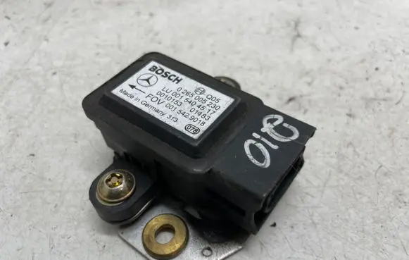 Mercedes-Benz E W211 ESP (stability system) control unit 0265005230 0015404517
