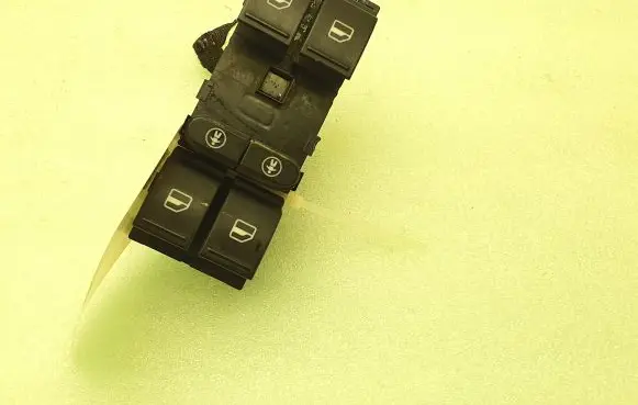Volkswagen Touareg I Electric window control switch 7L6959857E