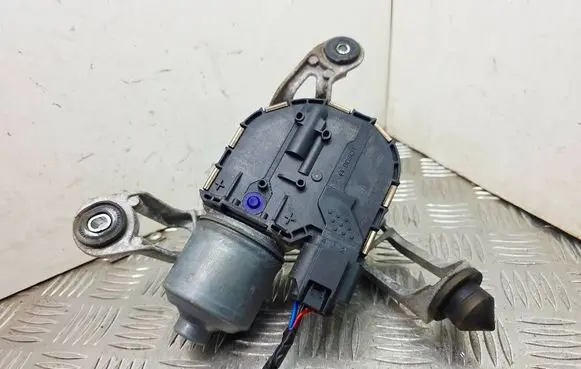 KIA Carens III Front wiper linkage and motor 98100A4000 98110A4000