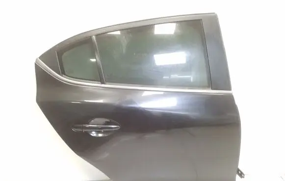 Mazda 3 II Rear door
