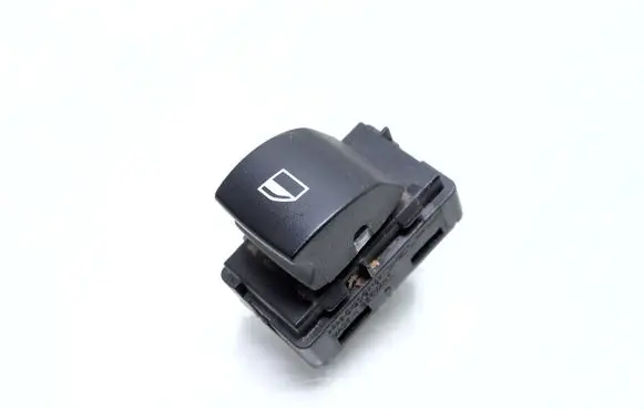 BMW 5 E60 E61 Electric window control switch 9113931