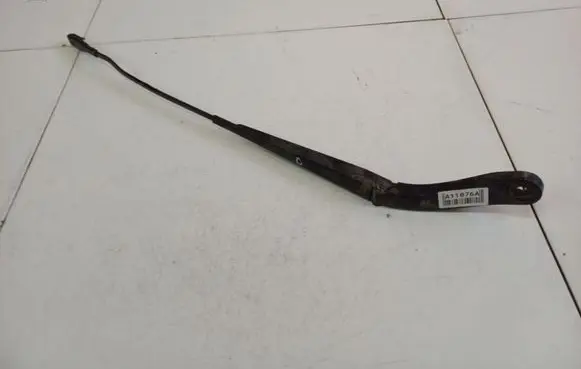 Ford C-MAX II Front wiper blade arm AM5117526BE AM51-17526-BE