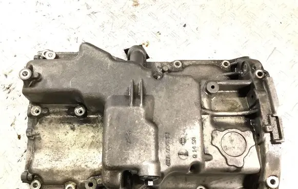 Volvo V50 Oil sump 4M5G6675FJ