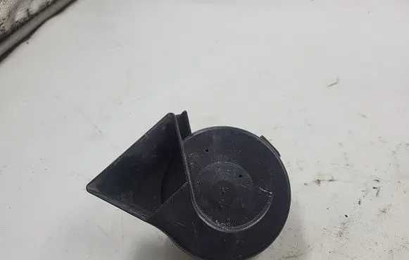 Audi A4 S4 B8 8K Horn signal A28657625 E1000233 007728