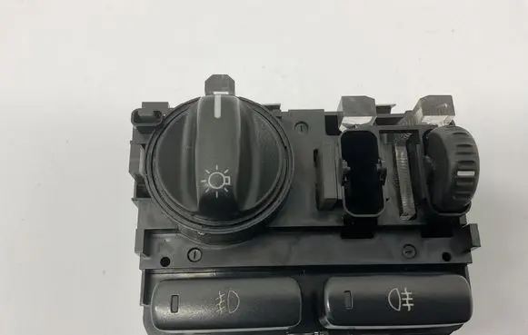 Light switch