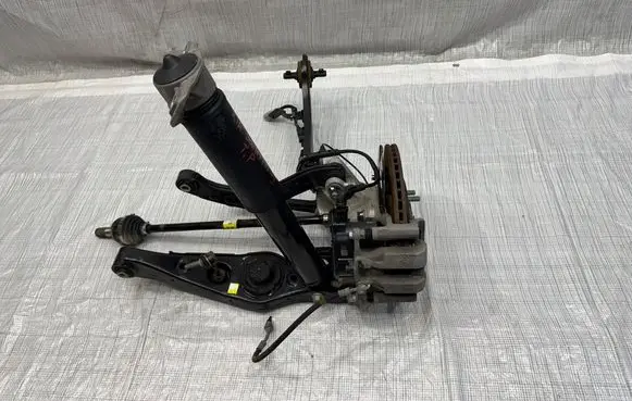 KIA Sorento IV Stub axle MQ4