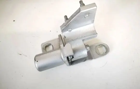 Ford Mondeo MK IV Rear door lower hinge