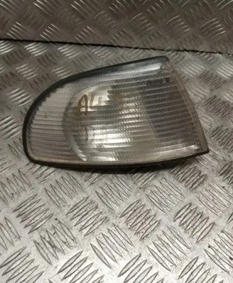 Audi A4 S4 B5 8D Front indicator light 8D0953050A