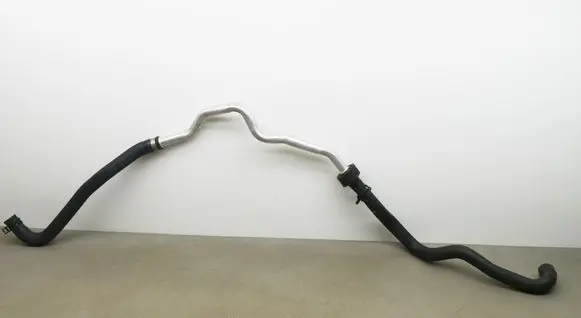 Mercedes-Benz GLE (W166 - C292) Engine coolant pipe/hose A1668300796