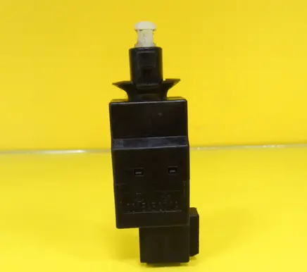 Mercedes-Benz A W169 Brake pedal sensor switch 0015452009