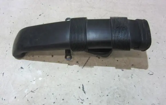 BMW X5 E70 Air intake hose/pipe 7548901