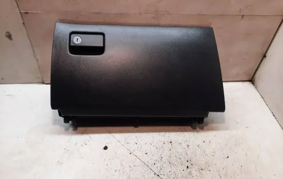 Toyota RAV 4 (XA30) Glove box 5555042100 5555042040