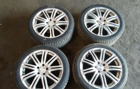 Opel Insignia A R19 alloy rim