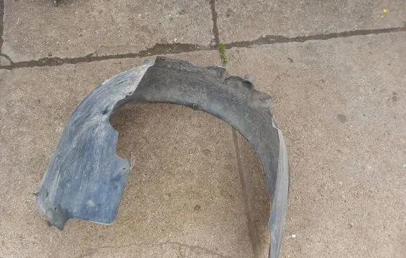 Audi A4 S4 B7 8E 8H Front wheel arch liner splash guards 8E0821172E