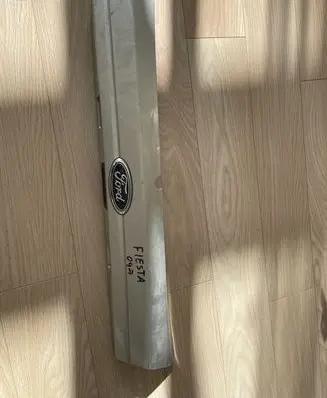 Ford Fiesta Trunk door license plate light bar 8A61A434041