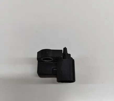 Mercedes-Benz GLE W167 Airbag deployment crash/impact sensor A0009057600