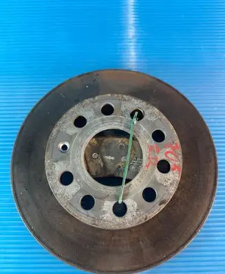 Volkswagen Golf VI Rear brake disc
